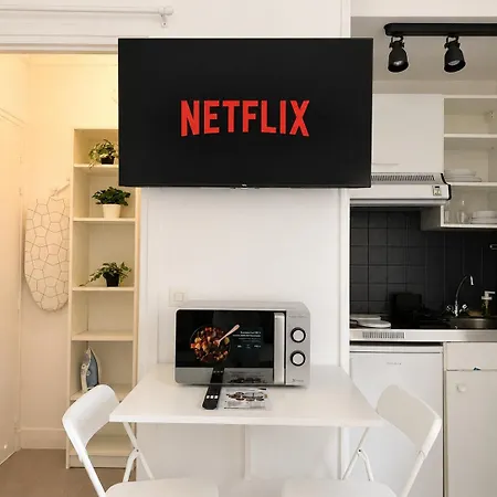 Quartier Latin Cardinal Lemoine Netflix *